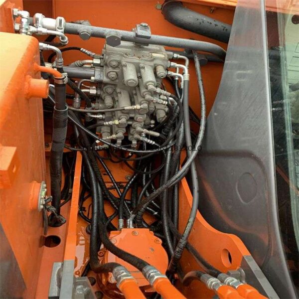 Used Hitachi ZX60 Excavator (2)