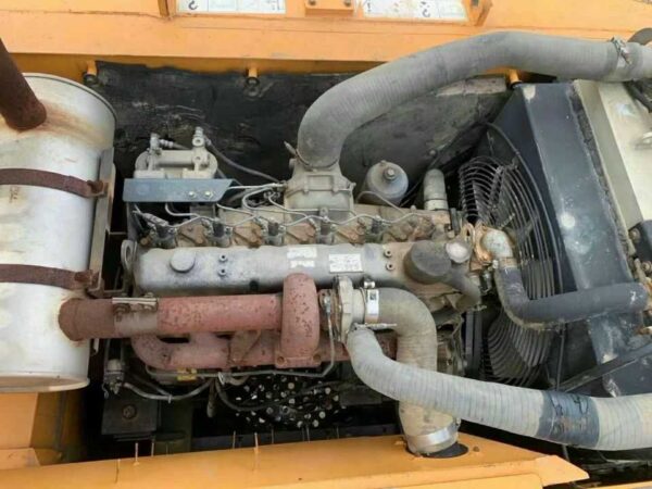 Used Hyundai 215LC-9t Excavator (3)