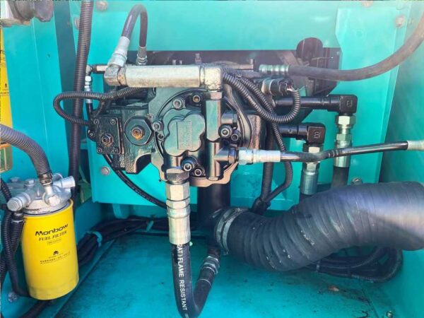 Used Kobelco SK140-8 Excavator (5)