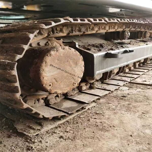 Used Volvo EC210BLC Excavator (3)
